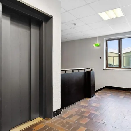 Zentrales In Der Naehe Des Meeres Daire Haugesund